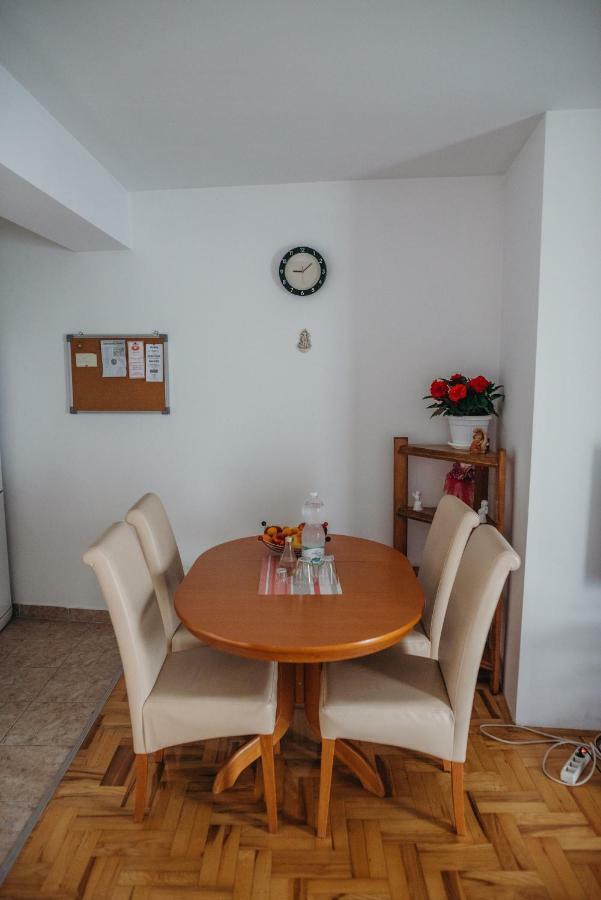 Apartman "Joka" Ðakovo エクステリア 写真